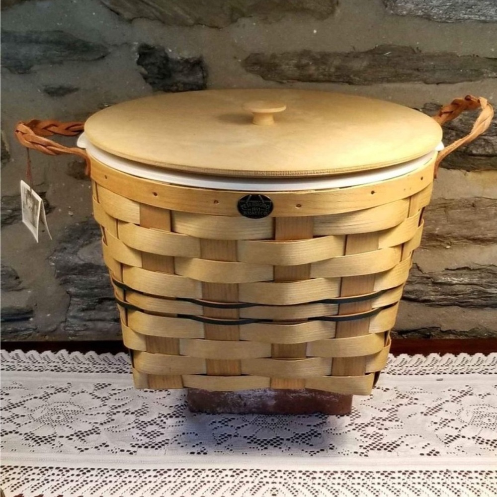 NEW- XL Vintage Family Picnic Basket Combo. Must See Pics for Variety of…